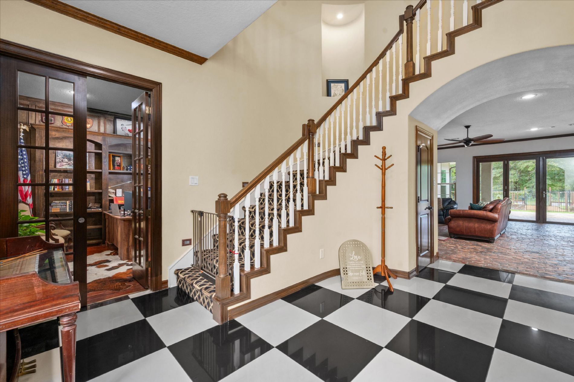 Foyer Entrance Foyer Entrance